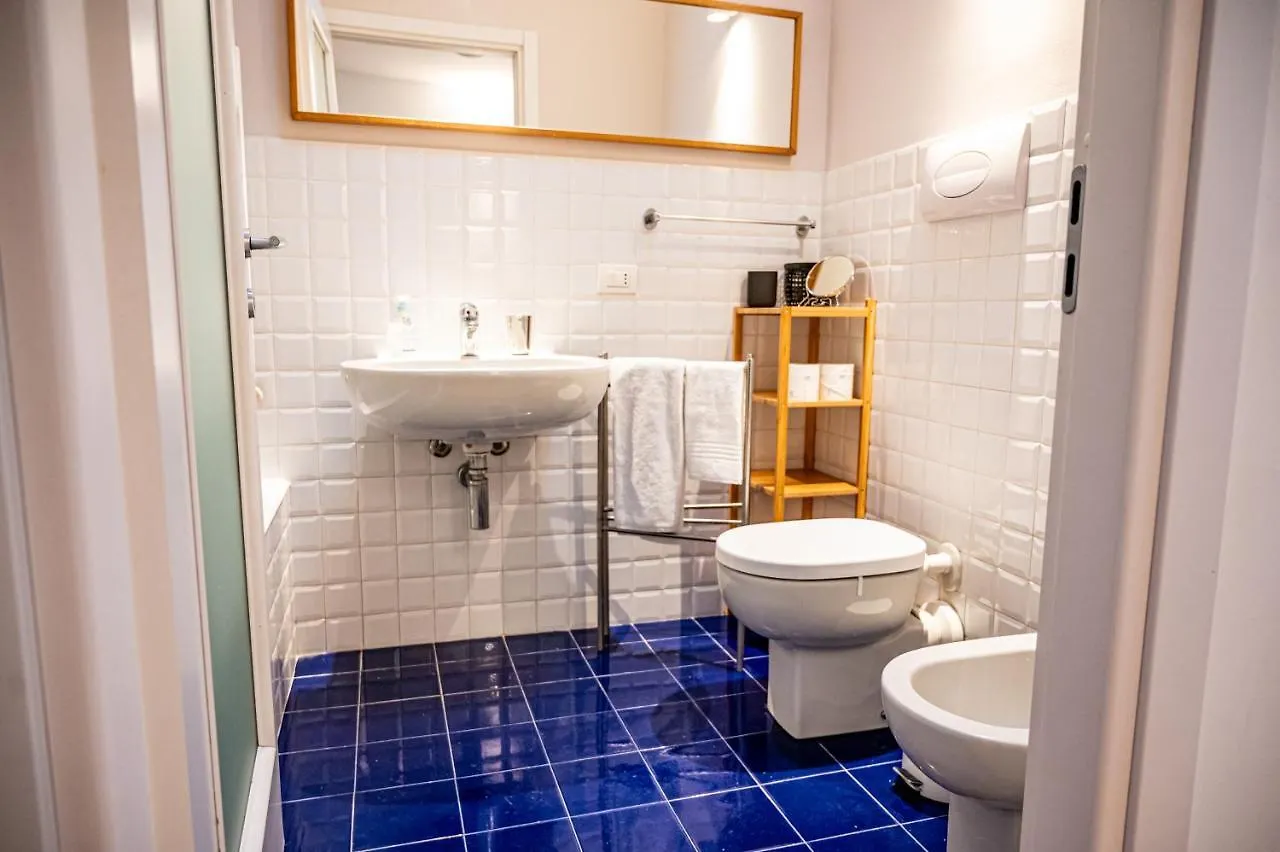 Apartamento Trilocale Zona Farini/Isola Milán